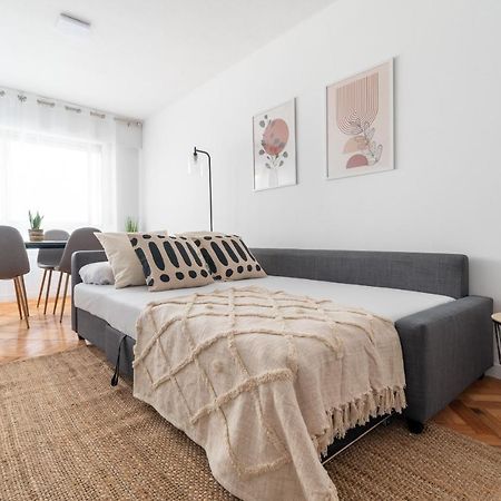 Moderno Apartamento Con Parking Daire Vigo Dış mekan fotoğraf